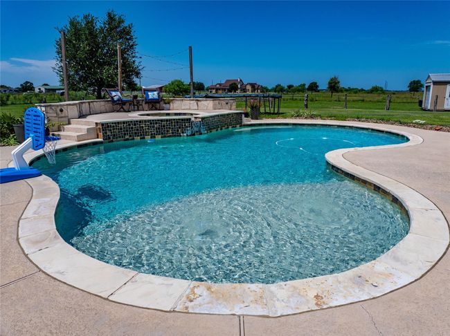 17087 County Road 266, Home with 3 bedrooms, 4 bathrooms and 2 parking in East Bernard TX | Image 21