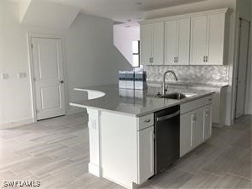4275 Sonoma Oaks Cir, NAPLES, FL, 34119-9920 | Card Image