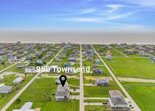 956 Townsend, Crystal Beach, TX, 77650-2866 | Card Image