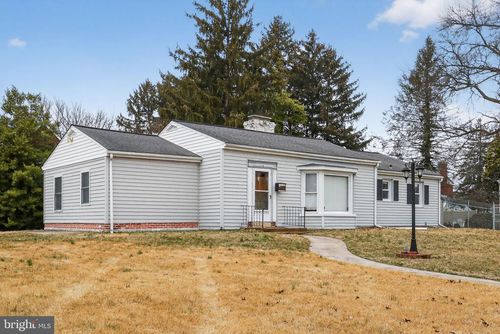 3 S Glen Ave, NEW CASTLE, DE, 19720-2020 | Card Image