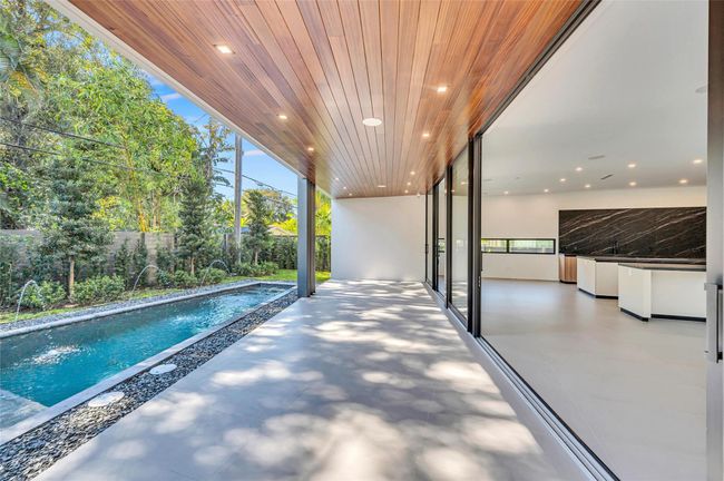 430 Ne 21 St Ct, House other with 3 bedrooms, 4 bathrooms and null parking in Wilton Manors FL | Image 24