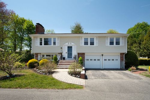 49 Woodman Cir, Weymouth, MA, 02190-1836 | Card Image