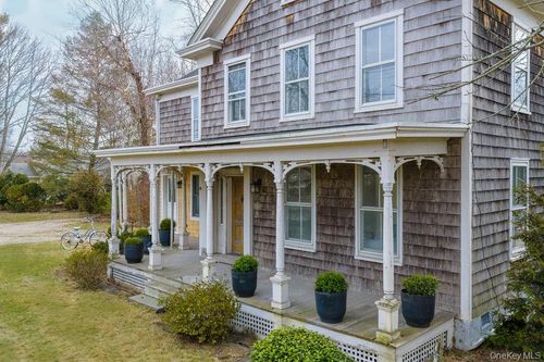 7220 Main Rd, East Marion, NY, 11939-1503 | Card Image