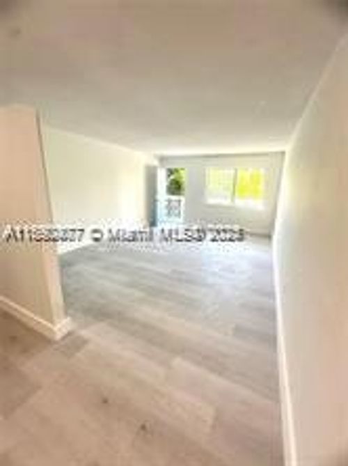15-1120 102nd St, Bay Harbor Islands, FL, 33154-3722 | Card Image