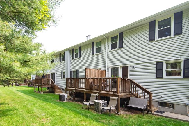APT-7 - 1 Magnum Ct, Condo with 2 bedrooms, 2 bathrooms and 2 parking in Smithfield RI | Image 5