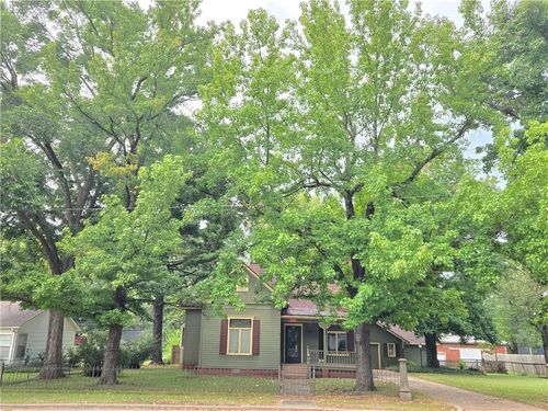 1002 E Main Street Street, Cherryvale, KS, 67335 | Card Image