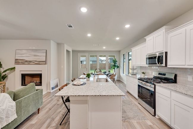 3521 Columbus St, House other with 3 bedrooms, 2 bathrooms and null parking in Gainesville TX | Image 14