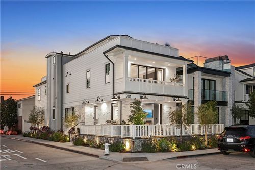 201 Opal Ave, Newport Beach, CA, 92662-1030 | Card Image