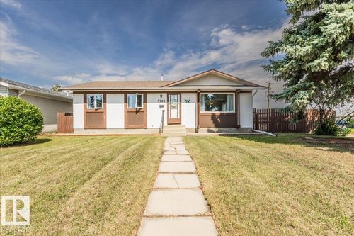 5782 Garden Meadows Dr, Wetaskiwin, AB, T9A2L6 | Card Image