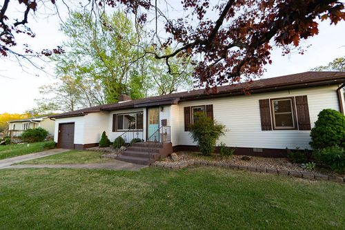 912 Armstrong Ave, West Plains, MO, 65775-2506 | Card Image