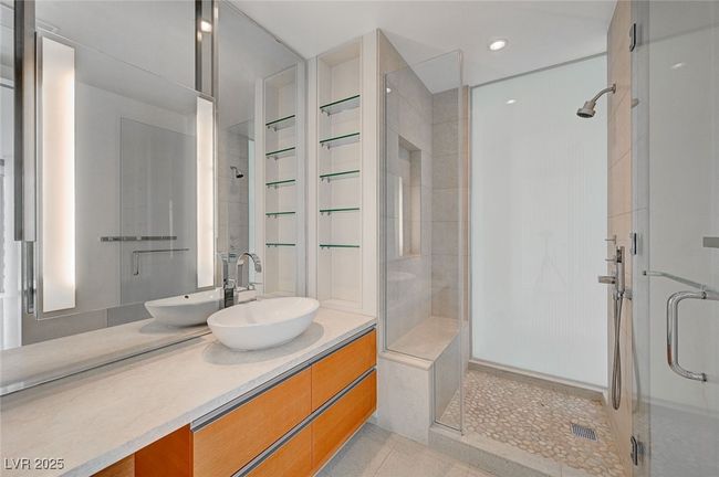 UNIT-1412 - 3722 Las Vegas Blvd S, Condo with 1 bedrooms, 1 bathrooms and null parking in Las Vegas NV | Image 26