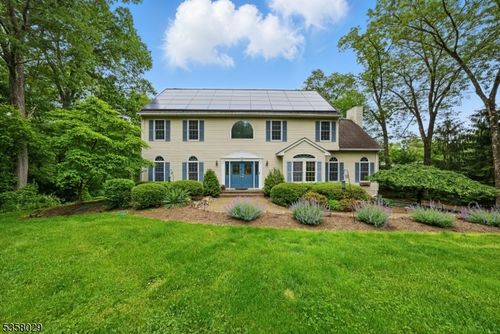 21 Sheep Hill Rd, Boonton Twp, NJ, 07005-8905 | Card Image