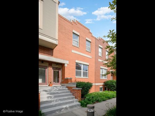 b-3643 W Cornelia Ave, Chicago, IL, 60618-5363 | Card Image
