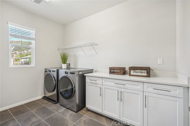 19216 Bension Dr, House other with 6 bedrooms, 4 bathrooms and 2 parking in Santa Clarita CA | Image 33