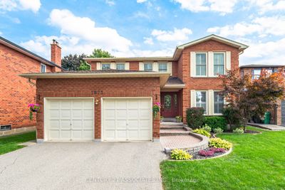 1873 Roy Ivor Cres, House other with 4 bedrooms, 3 bathrooms and 4 parking in Mississauga ON | Image 3