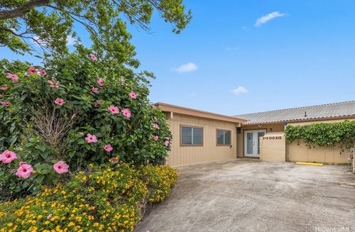 98-1108 Komo Mai Dr, Pearl City, HI, 96782-1828 | Card Image