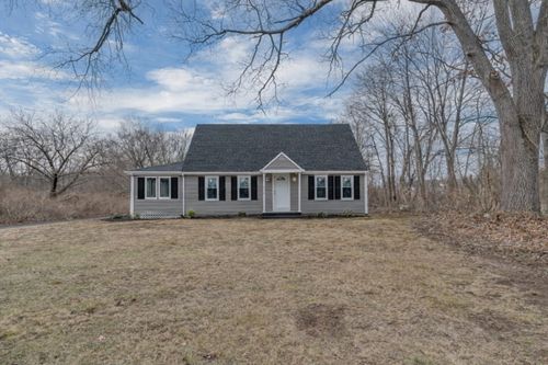 336 Allen Ave, North Attleboro, MA, 02760-6234 | Card Image