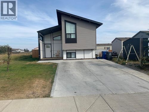 8603 81 St, Fort St. John, BC, V1J0M4 | Card Image