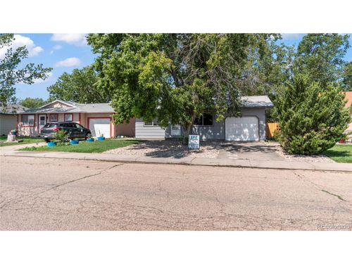 303 Chestnut St, Fort Morgan, CO, 80701-3945 | Card Image