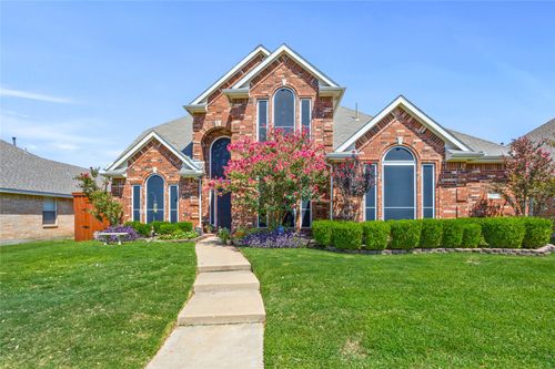 6404 Skyline Dr, The Colony, TX, 75056-3774 | Card Image