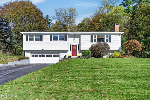144 Lindley Ter, Williamstown, MA, 01267 | Card Image
