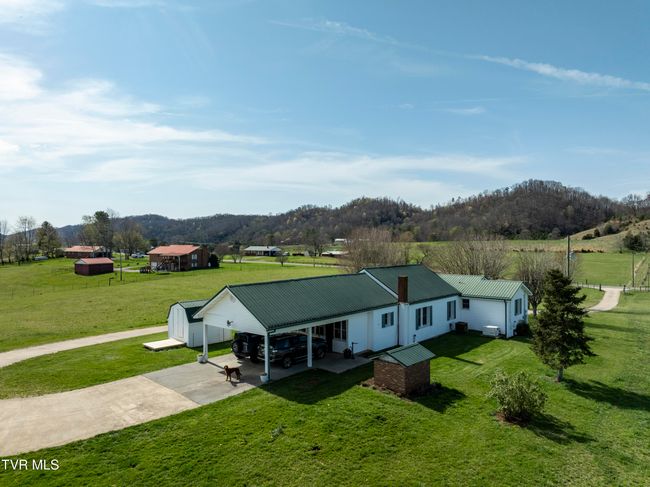 3570 Stanley Valley Rd, House other with 3 bedrooms, 2 bathrooms and null parking in Surgoinsville TN | Image 63