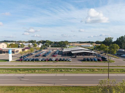 2114 E Main St, Albert Lea, MN, 56007-3919 | Card Image