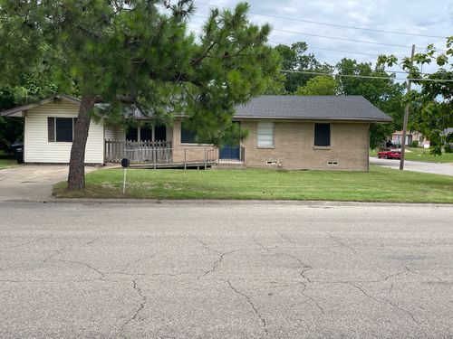 4217 King St, Greenville, TX, 75401-5514 | Card Image