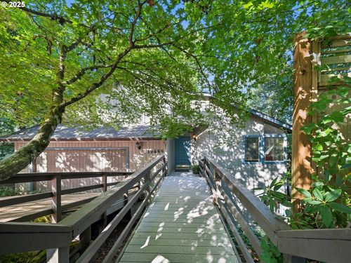 19655 Sun Cir, West Linn, OR, 97068-1913 | Card Image