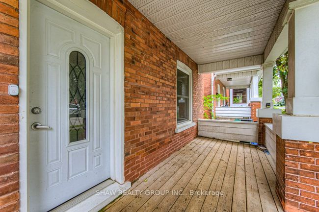 909 Moore St, House other with 3 bedrooms, 1 bathrooms and 2 parking in Cambridge ON | Image 6