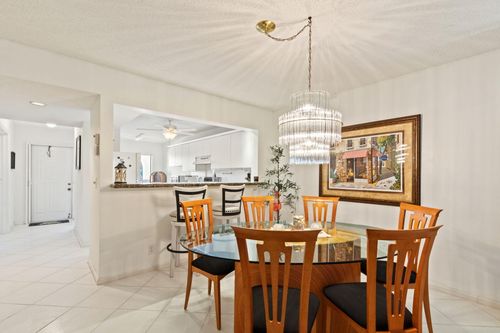 303-5380 Cedar Lake Dr, Boynton Beach, FL, 33437-6218 | Card Image