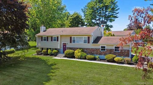 2795 Sunrise Street, Yorktown, NY, 10598 | Card Image