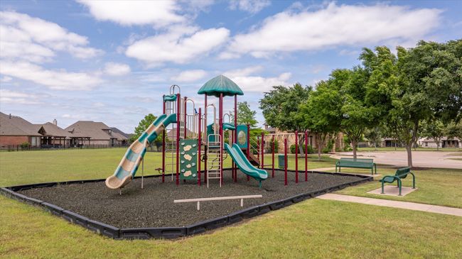317 Paddle Boat Dr, House other with 4 bedrooms, 2 bathrooms and null parking in Granbury TX | Image 33