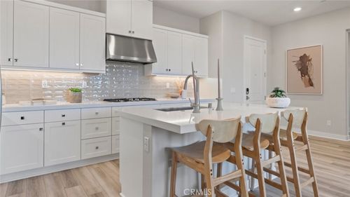 202-27212 Diamond Peak Ln, Valencia, CA, 91381 | Card Image