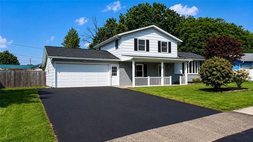 18 Riviera Dr, Gates, NY, 14624-2218 | Card Image