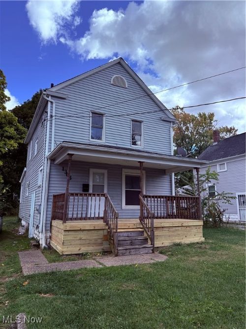 1305 Curtis St, Akron, OH, 44301-1454 | Card Image