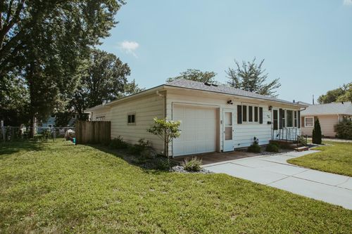 1911 1st Ave Nw, Austin, MN, 55912-4687 | Card Image
