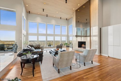 142 Deer Run, Watchung, NJ, 07069-5938 | Card Image