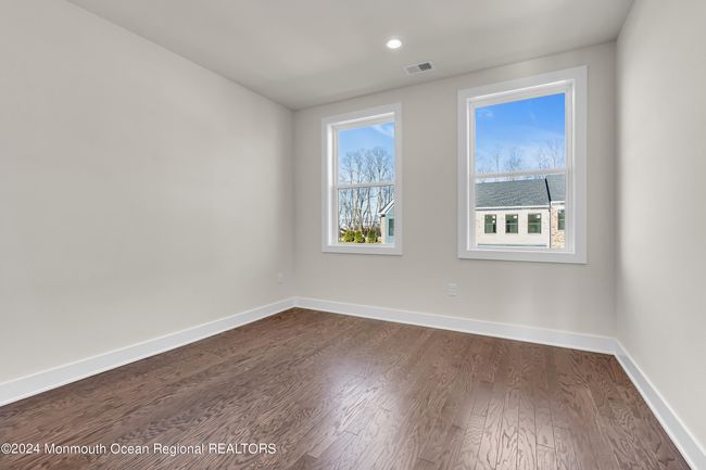 6 Augustus Dr, Condo with 4 bedrooms, 4 bathrooms and null parking in Middletown NJ | Image 23