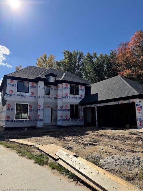 23872 Hawkshead Drive, Macomb Township, MI, 48042 | Card Image
