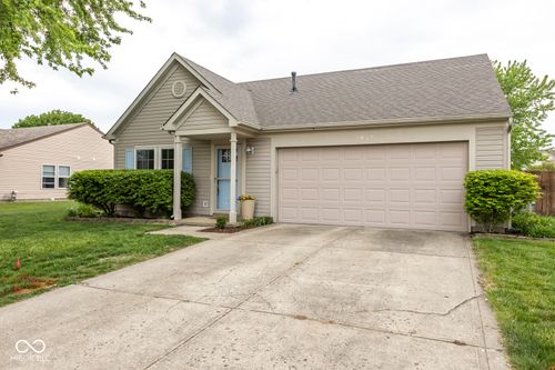 2037 Fullwood Dr, Brownsburg, IN, 46112-8081 | Card Image