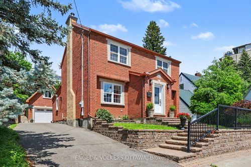 101 Ivy Cres, Ottawa, ON, K1M1Y1 | Card Image