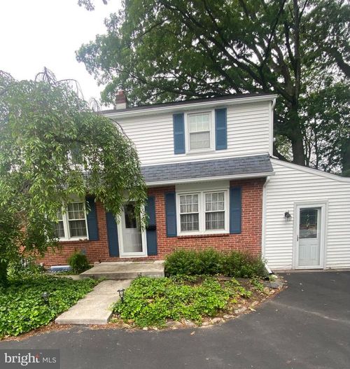 321 Silver Ave, WILLOW GROVE, PA, 19090-2822 | Card Image
