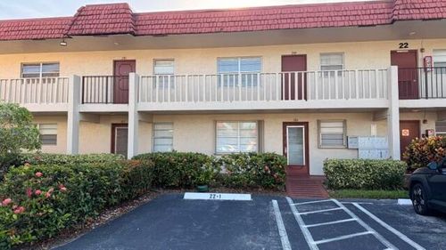 104-22 Abbey Ln, Delray Beach, FL, 33446-1725 | Card Image