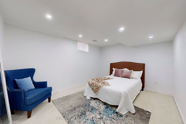 1506 Harwood Dr, House attached with 4 bedrooms, 3 bathrooms and 1 parking in Milton ON | Image 37