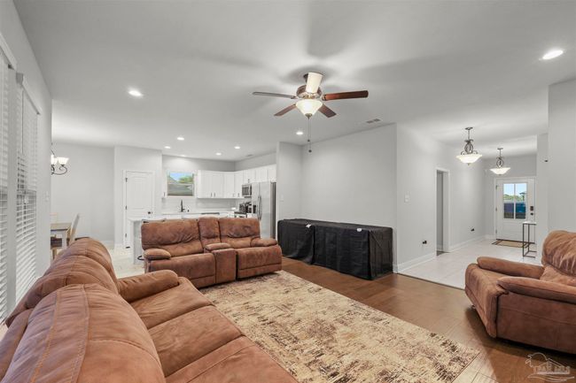 3347 Keegun Loop, House other with 4 bedrooms, 2 bathrooms and 6 parking in Pensacola FL | Image 12