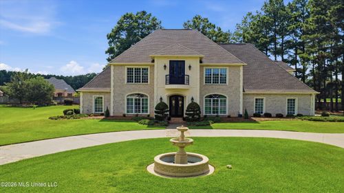 301 Pinehurst Cir, Ridgeland, MS, 39157-6063 | Card Image