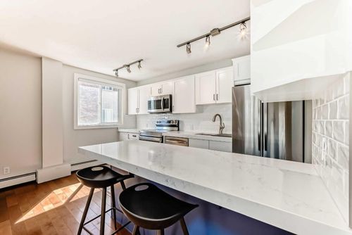 303-835 18 Ave Sw, Calgary, AB, T2T0G9 | Card Image