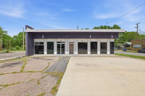 2630 E Central Ave, Wichita, KS, 67214 | Card Image