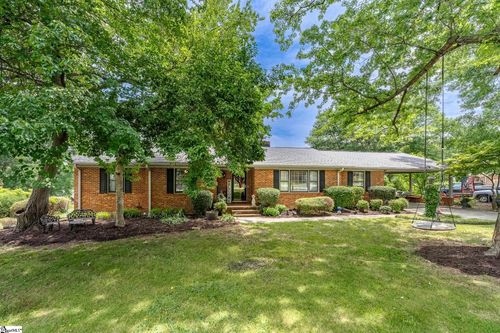 15 Ravensworth Road, Taylors, SC, 29687 | Card Image